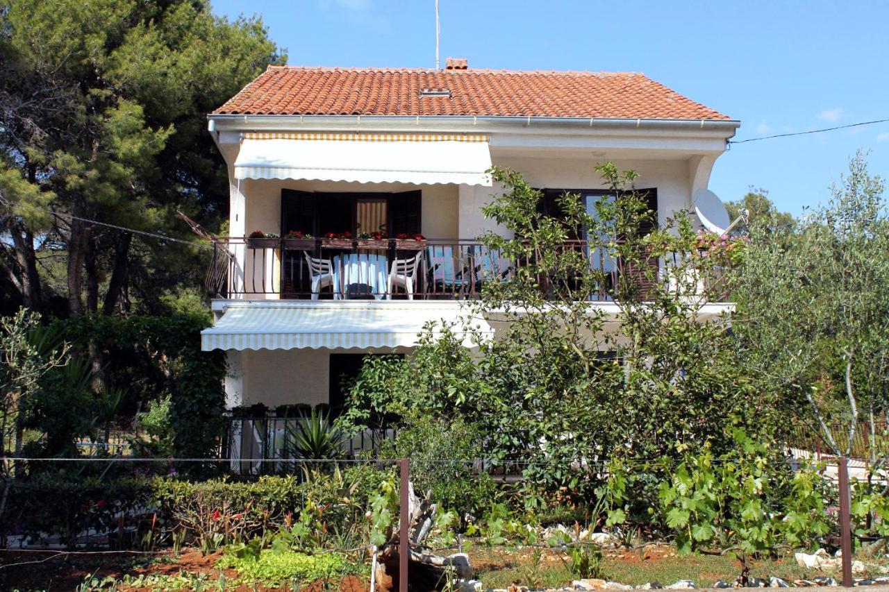 Apartments By The Sea Brgulje, Molat - 6241 Екстер'єр фото