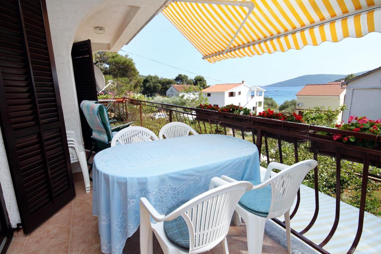 Apartments By The Sea Brgulje, Molat - 6241 Екстер'єр фото